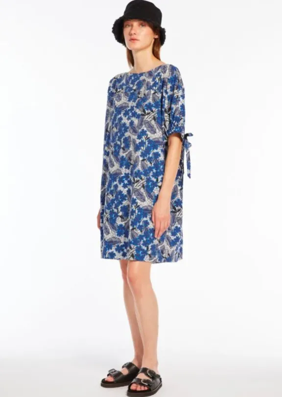 astor_cotton_poplin_dress_4.webp Weekend MaxMara Astor Cotton Poplin Dress - Cornflower Blue | Suits & Co-Ordinates | Dresses