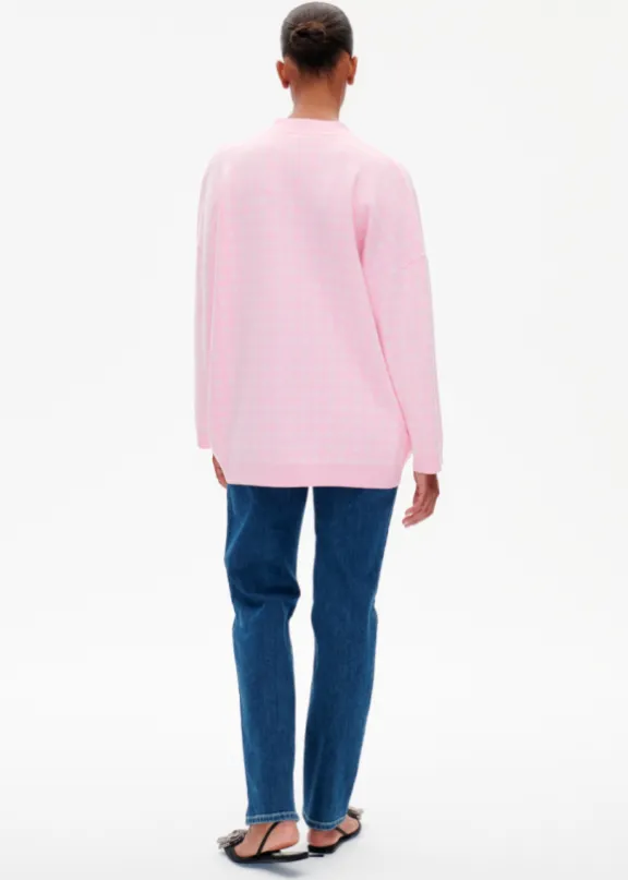 cissi_cardigan__orchid_ic_3.webp Baum Und Pferdgarten Cissi Cardigan - Orchid Ice Check | Knitwear