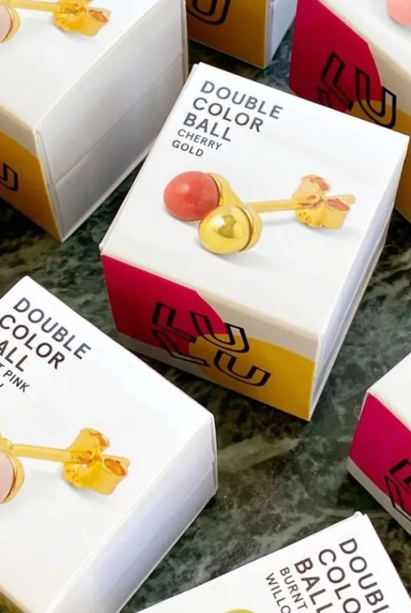 double_colour_ball_one_pi_3.webp Lulu Copenhagen Double Colour Ball One Piece Enamel - Light Pink/Yellow | Jewellery