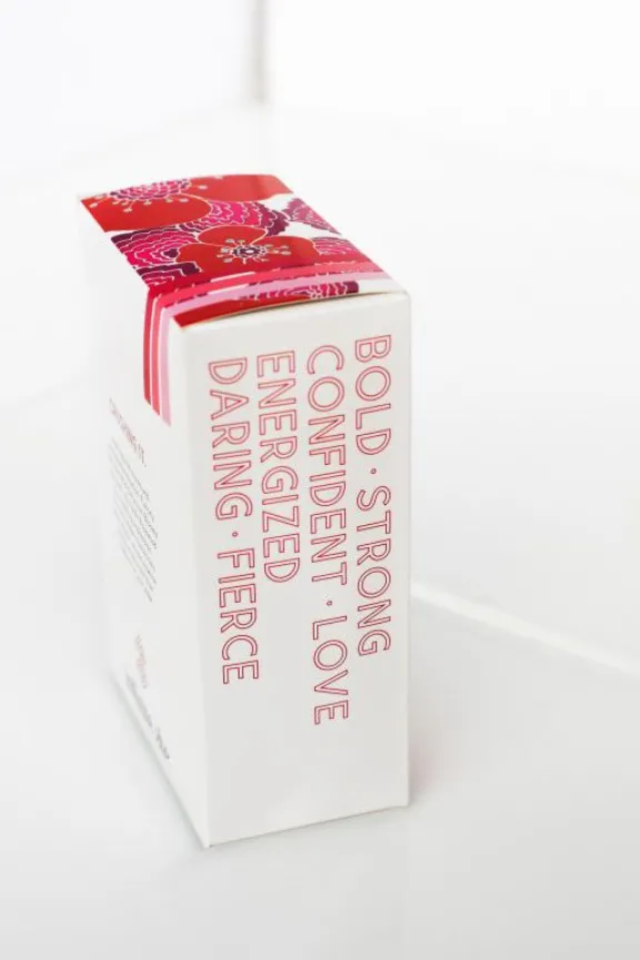 fearless_eau_de_parfum_2.webp Infinite She Fearless Eau De Parfum | Infinite She