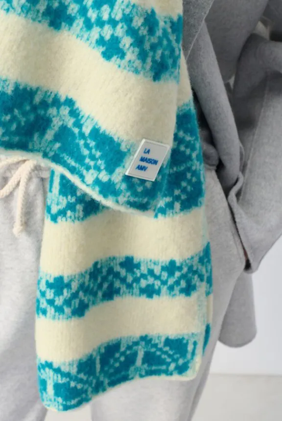 glyson_scarf__ecru_jacqua_5.webp American Vintage Glyson Scarf - Ecru Jacquard Turquoise | Scarves