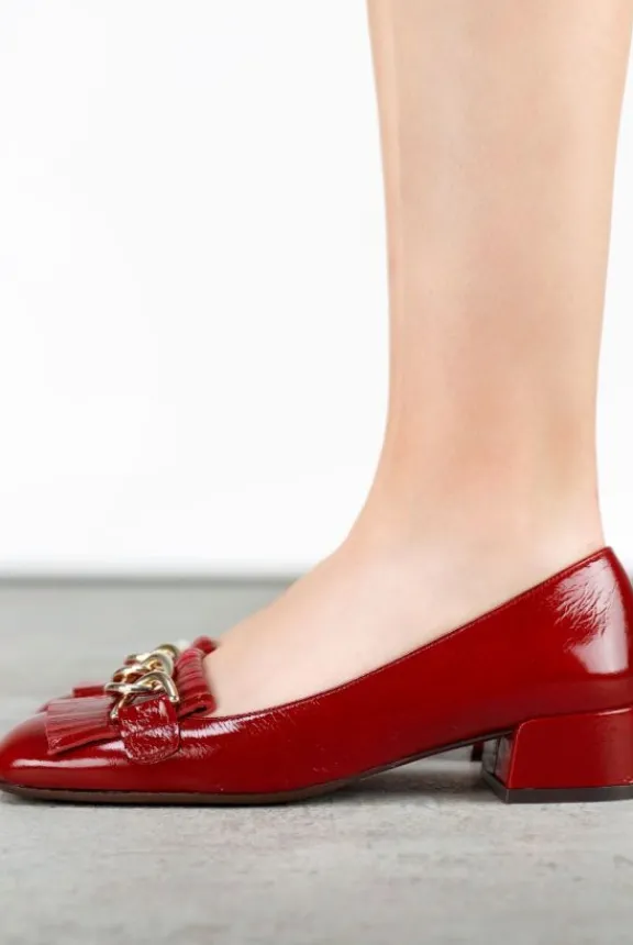 ilgato_shoes__garnet_4.webp Chie Mihara Ilgato Shoes - Garnet | Chie Mihara
