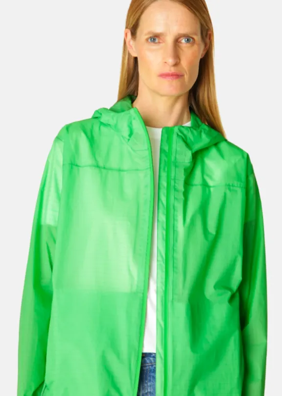 lightrain_windbreaker__br_7.webp Ilse Jacobsen LIGHTRAIN05 Windbreaker - Bright Green | Rainwear | Jackets And Coats