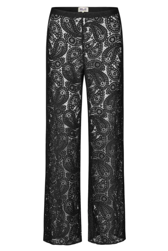 nida_trousers__black_3.webp Baum Und Pferdgarten Nida Trousers - Black | Trousers And Playsuits | Suits & Co-Ordinates