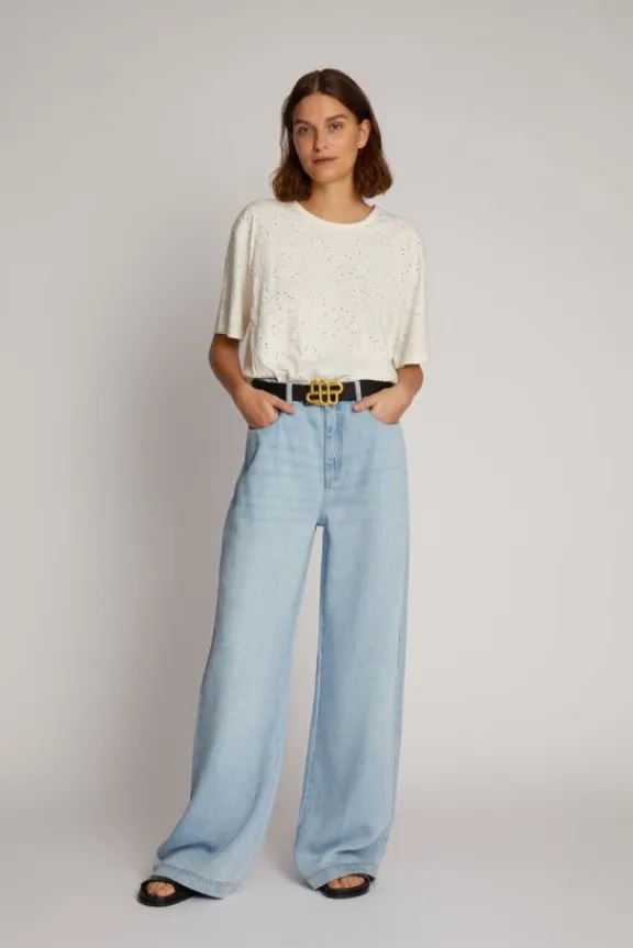 oaji_top__white_5.webp Munthe Oaji Top - White | Shirts And Tops