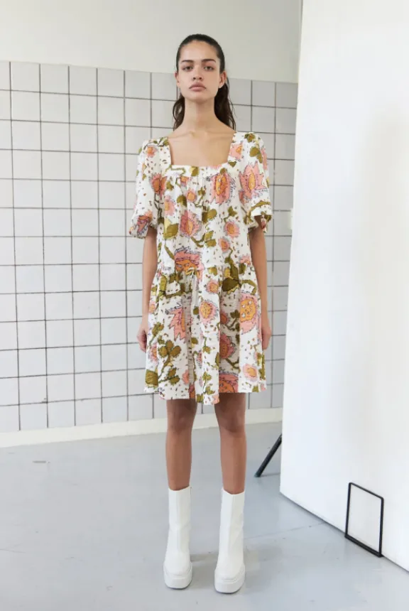 petulla_dress__light_flow_0.webp Stella Nova Petulla Dress - Light Flowers | Dresses