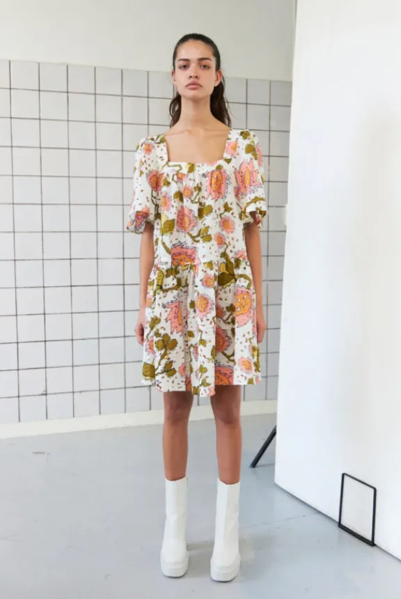 petulla_dress__light_flow_1.webp Stella Nova Petulla Dress - Light Flowers | Dresses