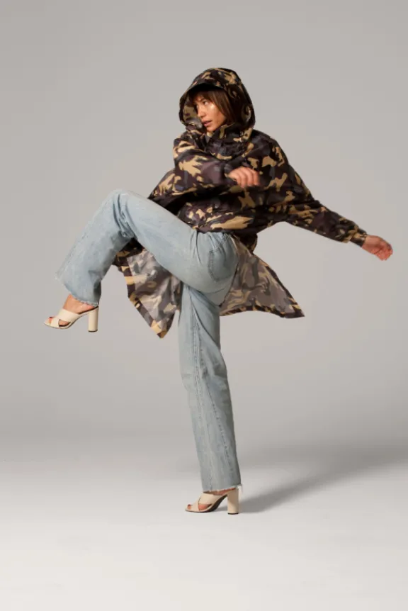 rain_poncho__camo_2.webp Rainkiss Rain Poncho - Camo | Rainwear | Jackets And Coats