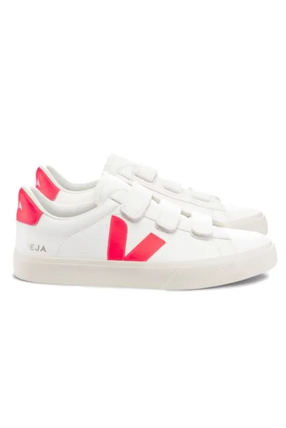 recife_chrome_free_leathe_4-1.webp Veja Recife Chrome Free Leather Trainers - White Rose Fluo | Veja