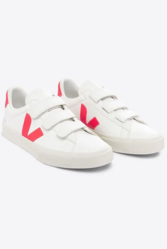 recife_chrome_free_leathe_5-1.webp Veja Recife Chrome Free Leather Trainers - White Rose Fluo | Veja