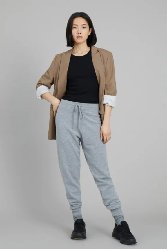 smoothie_pants__grey_4.webp Munthe Smoothie Pants - Grey | Trousers And Playsuits