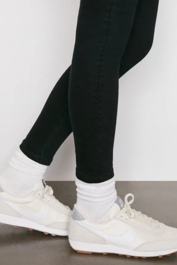 the_jetset_skinny_crop__s_5.webp Frame The Jetset Skinny Crop - Sheen Noir | Jeans
