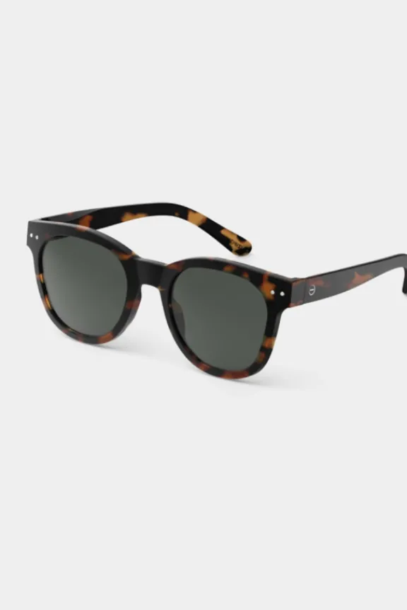 the_oversized_trapeze_sun_2-2.webp Izipizi The Oversized Trapeze Sunglasses #N - Tortoise | Glasses And Sunglasses