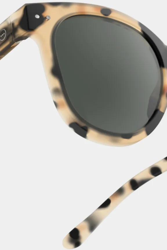 the_oversized_trapeze_sun_3-1.webp Izipizi The Oversized Trapeze Sunglasses #N - Light Tortoise | Glasses And Sunglasses