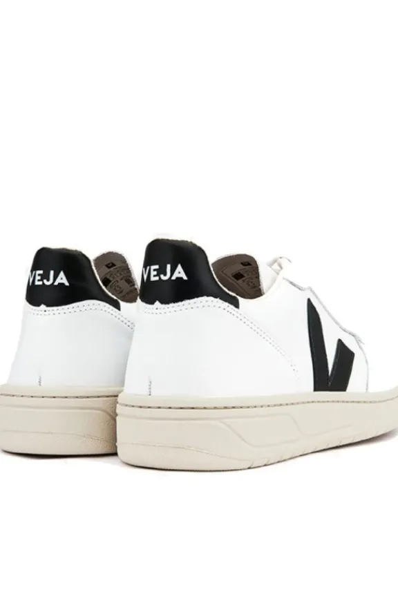 v_leather_trainers__extra_6.webp Veja V-10 Leather Trainers - Extra-White & Black | Veja