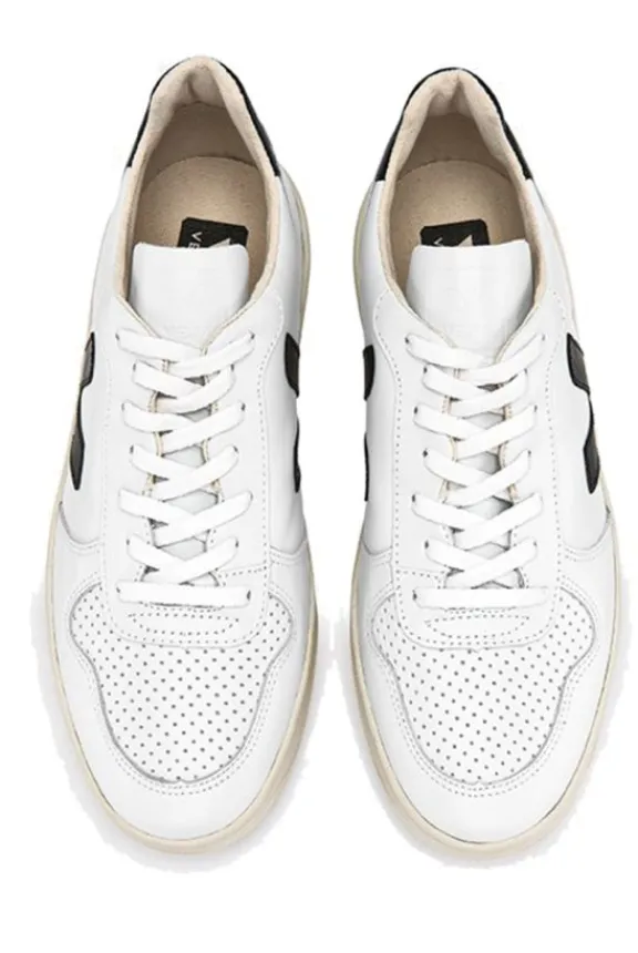 v_leather_trainers__extra_7.webp Veja V-10 Leather Trainers - Extra-White & Black | Veja