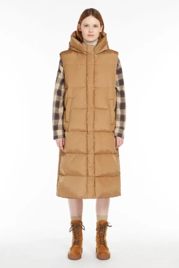 zimino_waterrepellent_gil_4.webp Weekend MaxMara Zimino Water-Repellent Gilet - Camel | Jackets And Coats