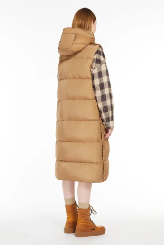 zimino_waterrepellent_gil_5.webp Weekend MaxMara Zimino Water-Repellent Gilet - Camel | Jackets And Coats